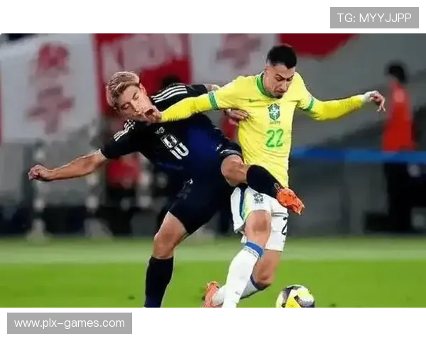 巴西后卫利马状态飙升 成球队防线新保障