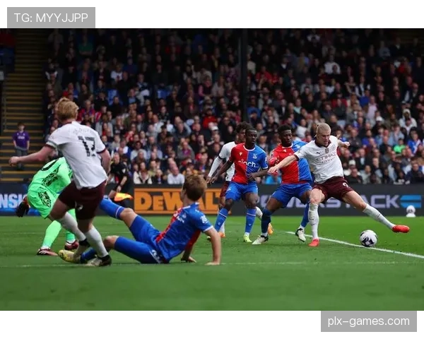 水晶宫逆转取胜，精彩进球与关键扑救彰显球队竞争力提升