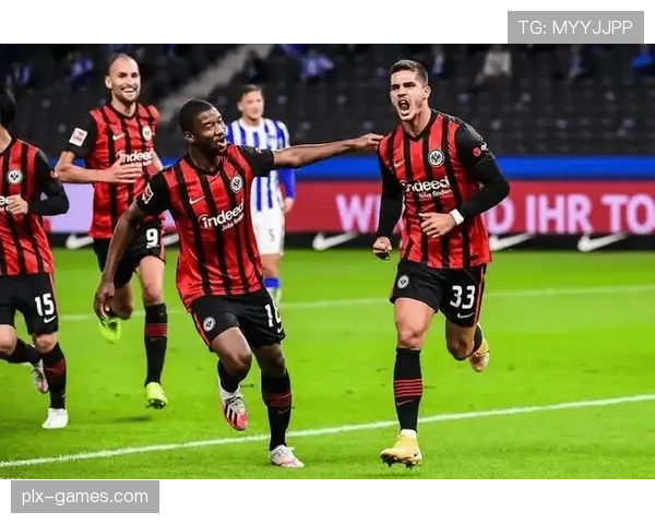 法兰克福状态持续回暖，点球英雄稳健发挥助球队斩获关键胜利