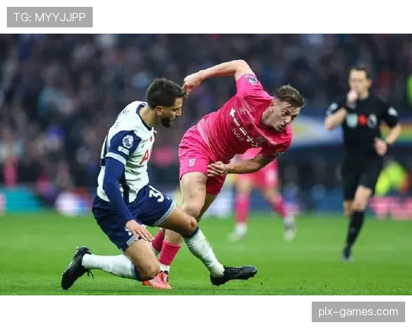 热刺逆转伊普斯维奇，英超争冠势头强劲