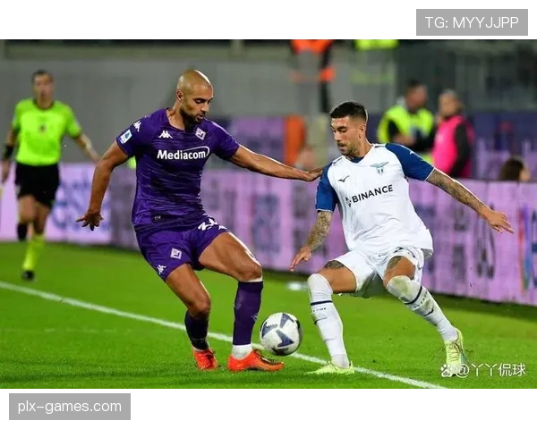 杜埃与帕尔默:新生代中场核心的组织创造力与进攻效率对比 杜埃与帕尔默:新生代中场核心的组织创造力与进攻效率对比