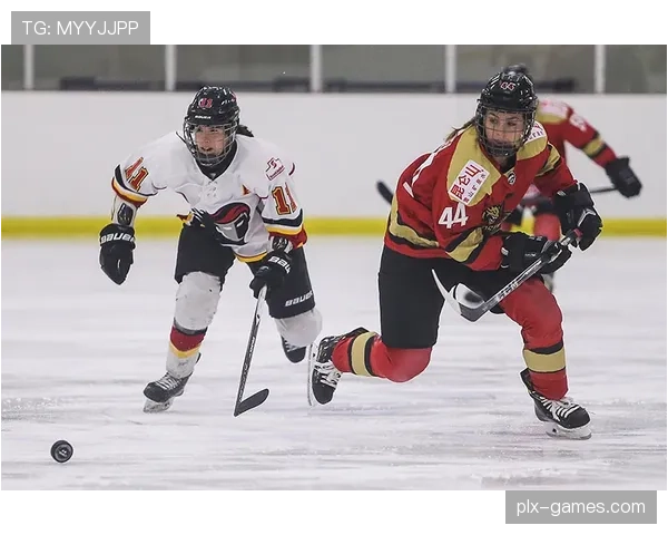 模拟犯规判罚为何频频争议，裁判如何准确识别规则界限？