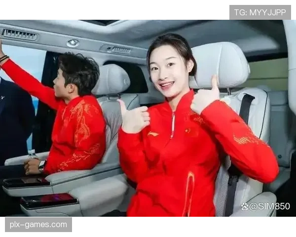 昌雅妮直播间刚刷完高奢包，转头却背着土味双肩包？这反差太有戏了